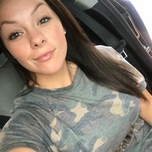 Meet your Posher, Giselle